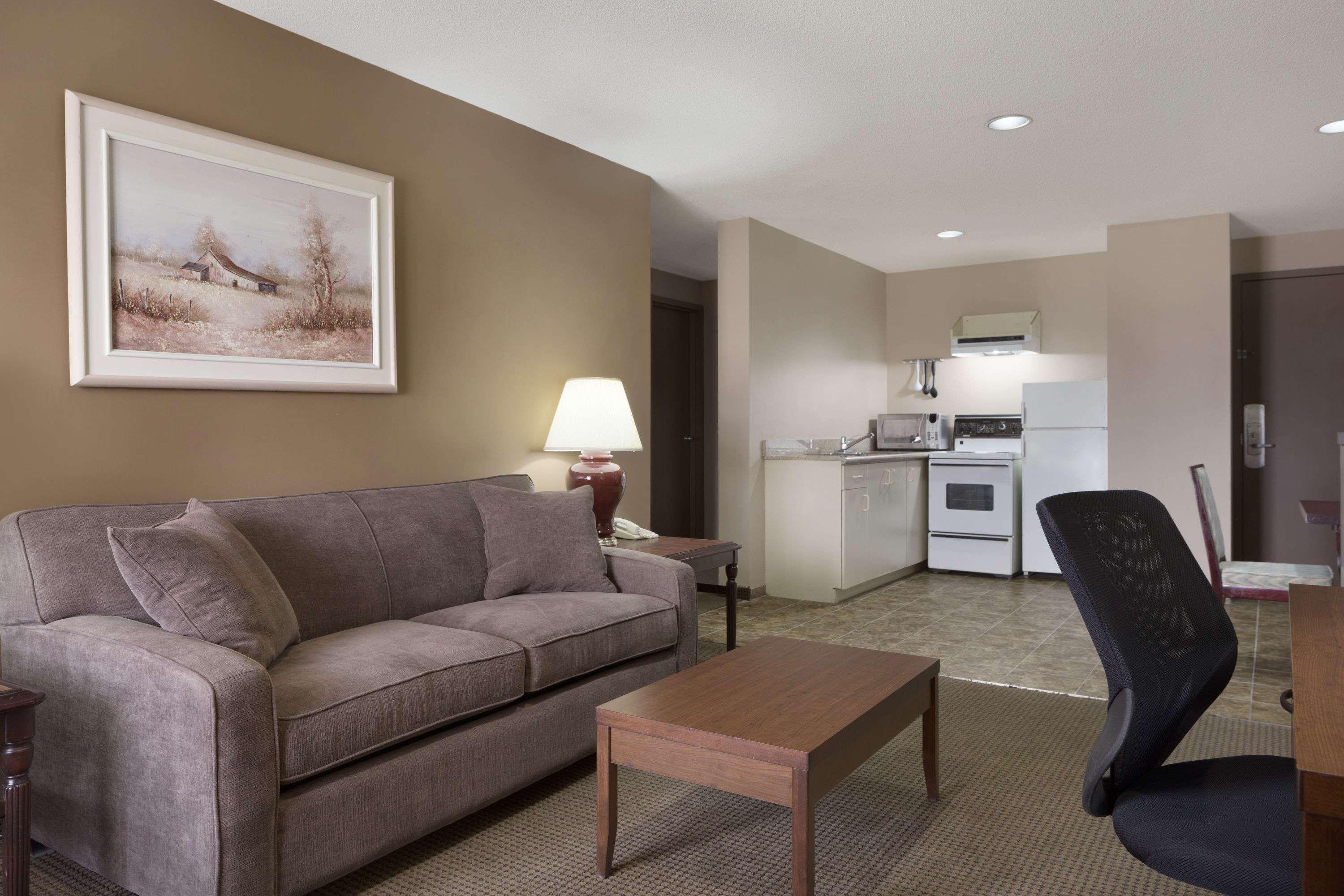 Days Inn By Wyndham Dalhousie Luaran gambar